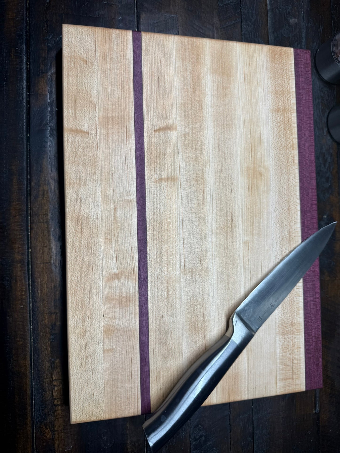 Maple, with thin stripe of Purple Heart Edge Grain Cutting board 14x10x1.25"