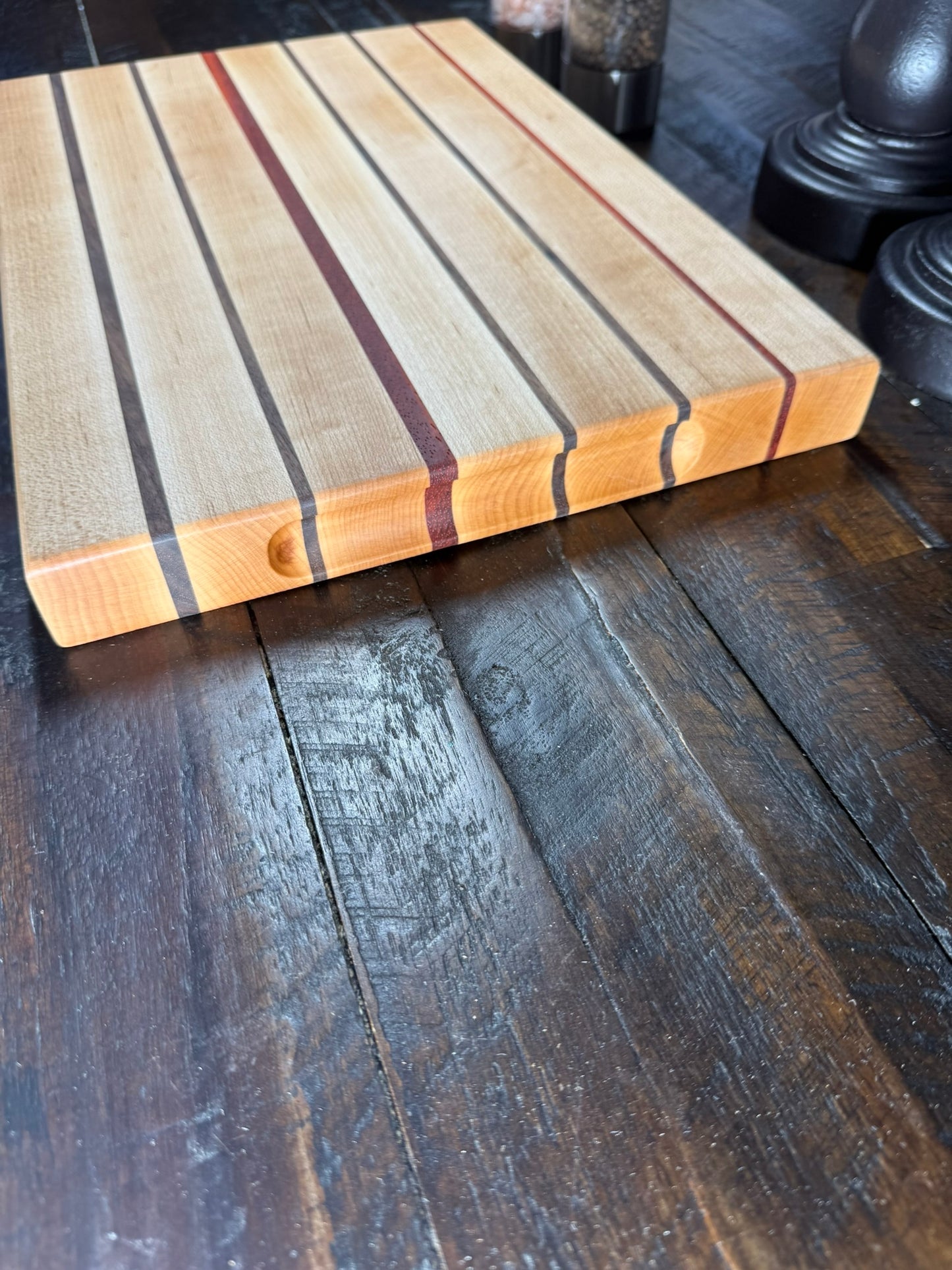 Maple, with thin stripe of Walnut Purple Heart Edge Grain Cutting board 14x10x1.25"
