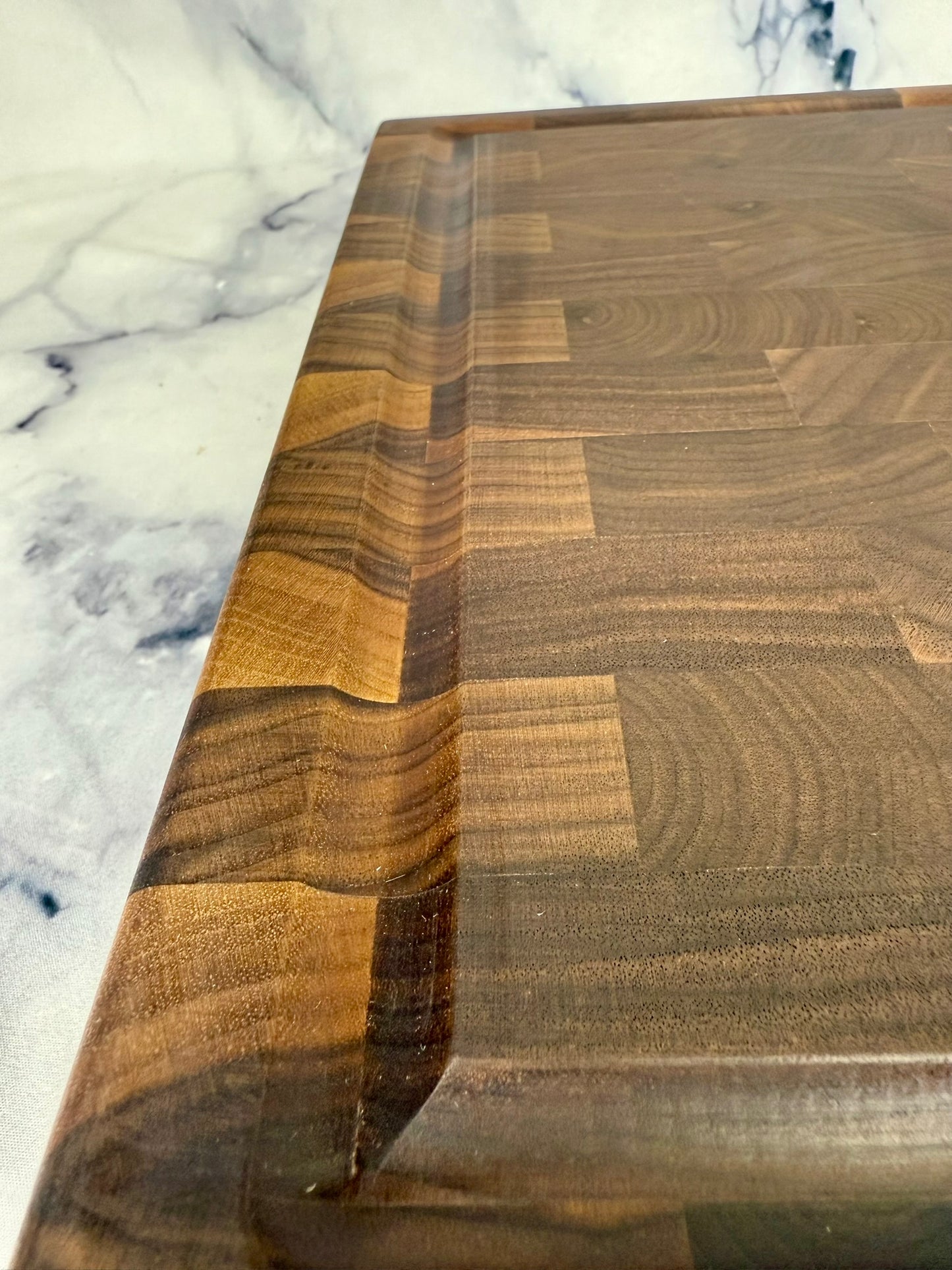 Premium Walnut End Grain Cutting Board – Handcrafted & Durable- Free Stand