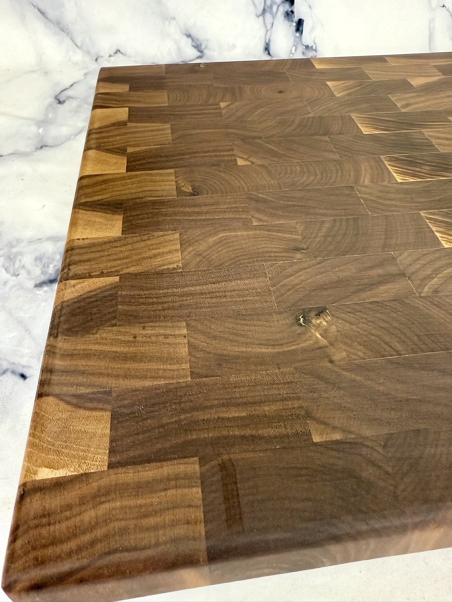 Premium Walnut End Grain Cutting Board – Handcrafted & Durable- Free Stand